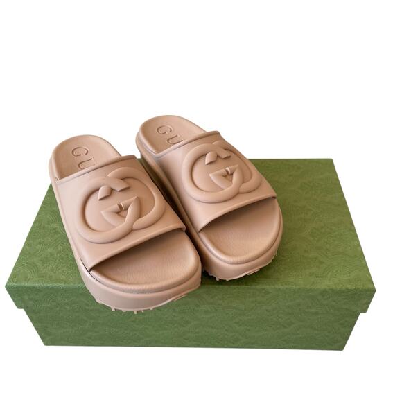 GUCCI Womens GG Rubber Platform Slide Sandals Camel 692845 EU 37, US 7 $650 NEW - Picture 16 of 16